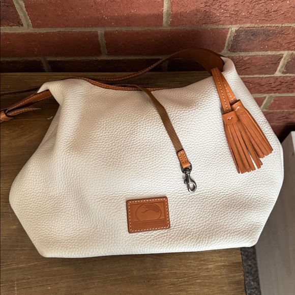 Dooney & Bourke Cream and Tan Shoulder Bag - Picture 8 of 9